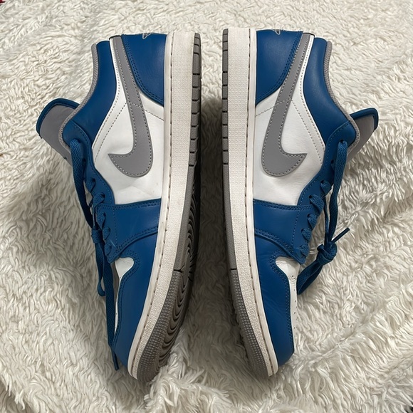 Nike Jordan 1 Low True Blue Cement Size Mens 9 US - Picture 6 of 7